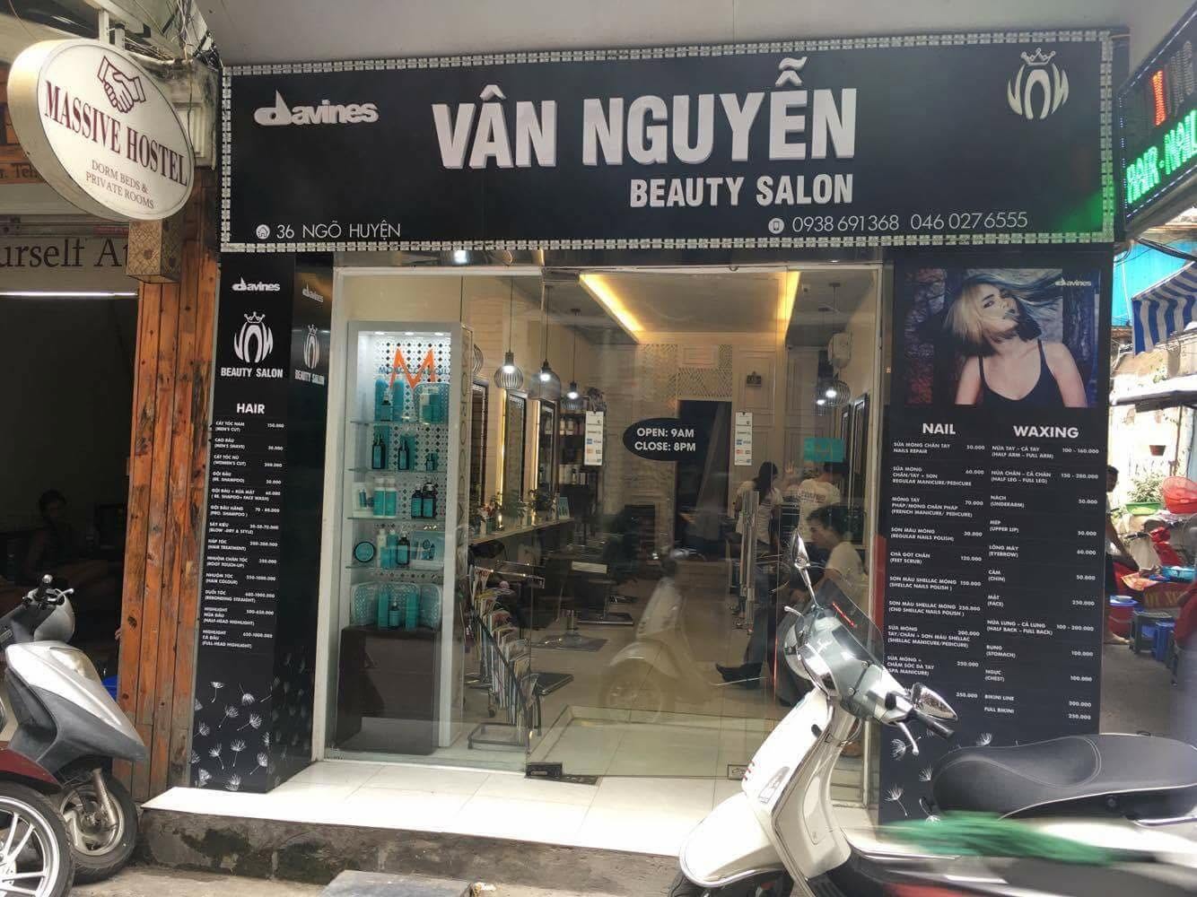 Mặt tiền Beauty Salon Vân Nguyễn tại số 36 Ngõ Huyện, Hoàn Kiếm, Hà Nội